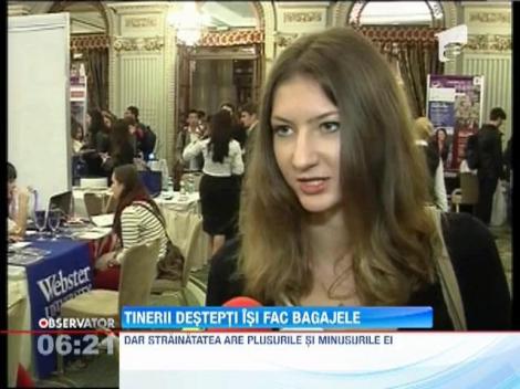 Aproape o mie de tineri au participat la targul educational "World Education", din Capitala