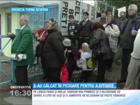 Turnu Severin: Sute de persoane s-au imbulzit la ajutoarele de la UE