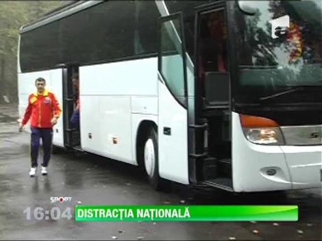 Faza de cascadorii rasului la plimbarea echipei nationale