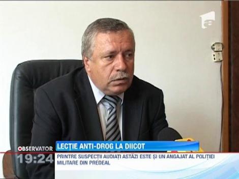 UPDATE / 60 de persoane, saltate de procurorii DIICOT Pitesti pentru trafic de droguri