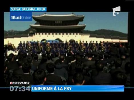 Febra Gangnam Style continua: Politistii sud-coreeni poarta o uniforma creata de rapperul PSY