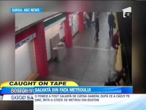 Salvata din fata metroului