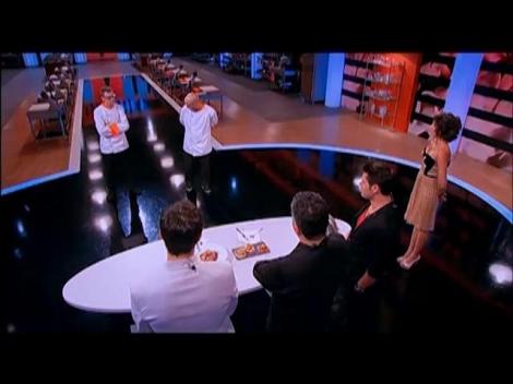 Clatite cu mousse de ciocolata si smochine caramelizate, preparatul celui de-al treilea duel