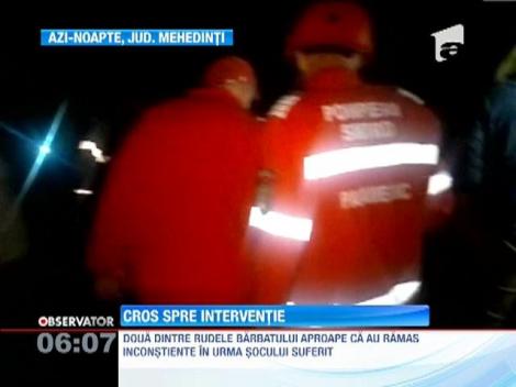 Un barbat de 57 de ani a murit strivit sub tractorul cu care transporta lemne