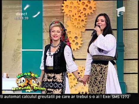 Valeria & Ana Maria Arnautu -  "Bea, omule si petrece"