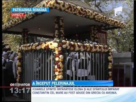 Icoanele Sfintilor Imparati, Constantin si Elena, au fost aduse din Grecia cu avionul