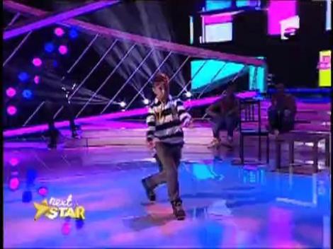 Mic la varsta, mare ca valoare: Dansatorul Stefan Coman  a facut echipa cu 1st Class, gasca lui Connect-R