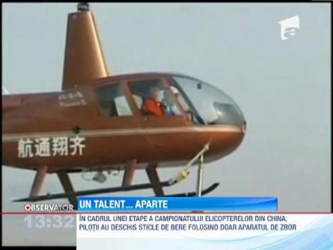 In timpul Campionatului de elicoptere din China, pilotii au desfacut o sticla de bere folosind chiar aparatul de zbor