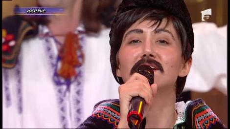 Valuri de emotie si un moment UNIC: Dalma Kovacs a imbracat costumul regretatului Liviu Vasilica si a cantat, alaturi de fiul acestuia