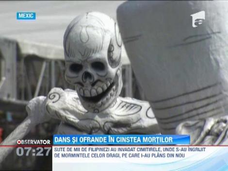 Milioane de oameni din intreaga lume au sarbatorit Ziua Mortilor