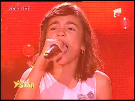 Catalina Neacsu interpreteaza melodia "Set fire to the rain" - Adele