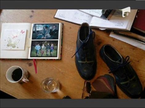 Imagini inedite cu Gâdea, Badea şi Ursu, de la cabina de probă, înainte să îmbrace kilt-ul