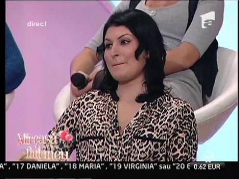 Alin a dorit să aştepte sfaturile băieţilor înainte să ia o decizie despre formarea unui cuplu cu Iulia