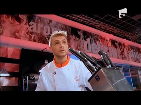 Fustița scurtă a Alexandei nu l-a lăsat indiferent pe Chef Tudor