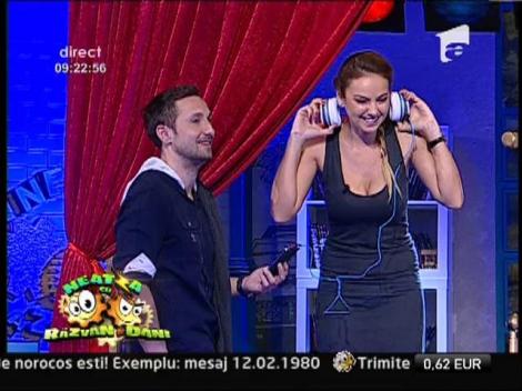 Neatza:  Roxana Ionescu a distrat telespectatorii. A cântat ”Banana”!