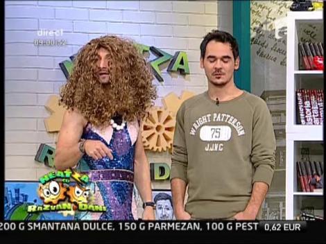 Dani Oţil, costumaţie sexy