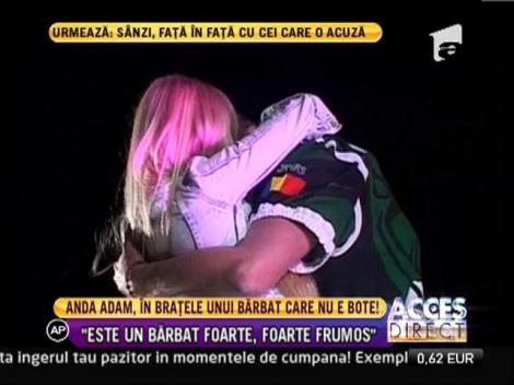 Anda Adam, în braţele unui super model!