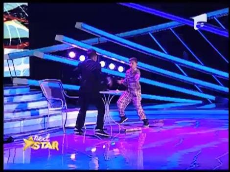 Mini Trouble sau cum se face break-dance pe muzica legendarei Edith Piaf!