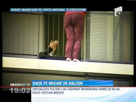 Filmul tentativei de sinucidere al femeii care a vrut să se arunce de la etajul 13