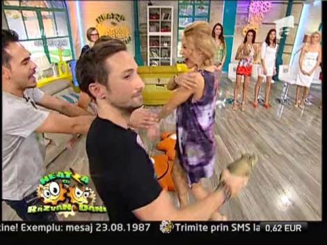 Roxana Ionescu și Flavia, dans incendiar la ”Neatza”