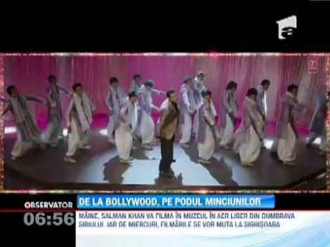 Salman Khan, regele filmelor indiene, asaltat de fanele românce