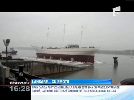 Lansare cu... peripeţii! Corabia Casei Regale din Oman le-a dat mari emoţii gălăţenilor