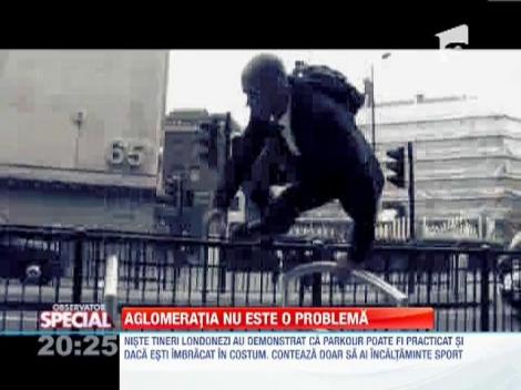 SPECIAL! Acrobaţii la costum