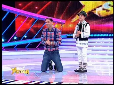 Valentin Bertea are 12 ani şi este susţinut de Mioara Velicu