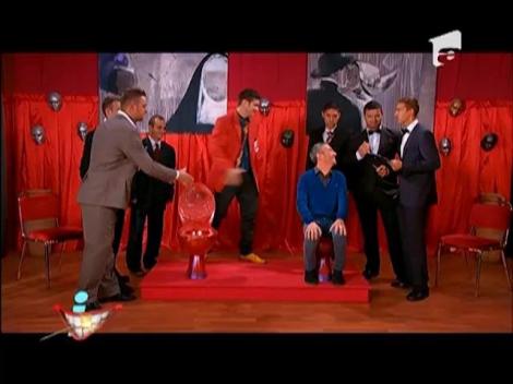 Ce face, mai exact, un critic de WC-uri! E chemat şi la situaţii de urgenţă