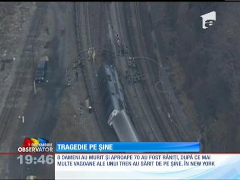 Tren deraiat pe o cale ferată din New York
