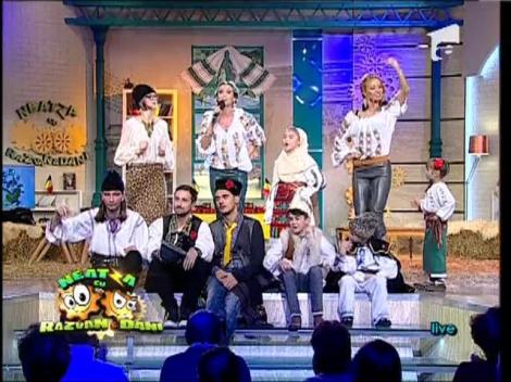 N-ai fi crezut că Roxana Ionescu și Anca Martin cântă atât de bine populară!