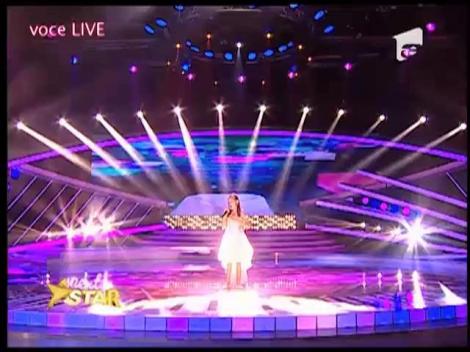 ”I surrender”: Elena Hasna, o Celine Dion în devenire