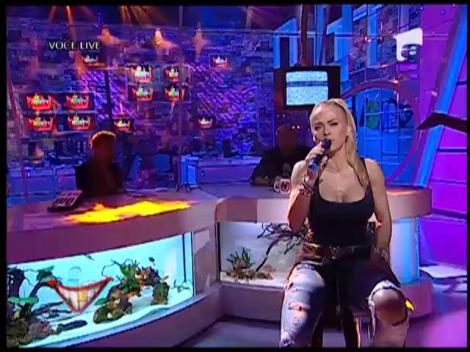 Hush... nu Hash! Cântă Anda Adam! Colaj muzical de excepţie în platoul iComedy