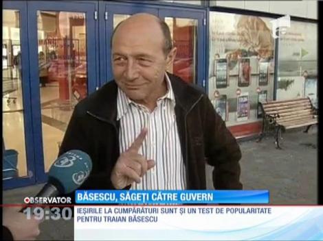 Traian Băsescu a ieşit la cumpărături