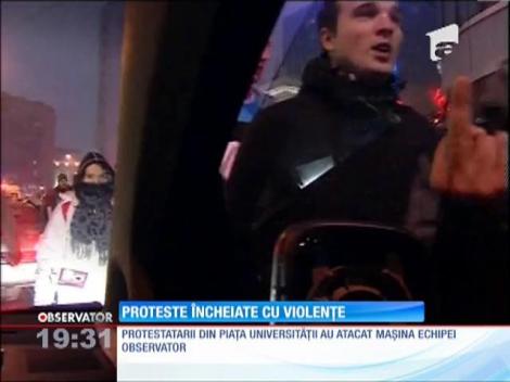 Echipa Antena 3, atacată de protestatarii din Piața Universității