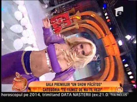 Simona Traşcă, dans sexy din buric