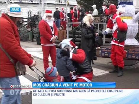Moş Crăciun a venit pe motor la Arad