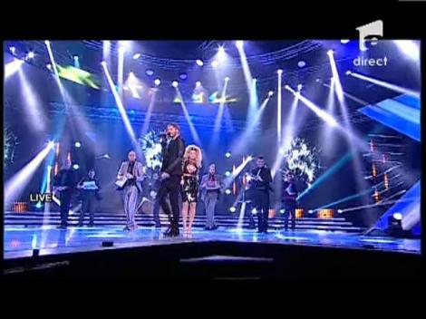 Riscă totul pentru Marele Premiu: Mațaev face rap, folosind propriile versuri, alături de Delia