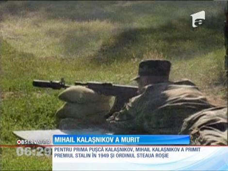 Doliu în Rusia, Mihail Kalaşnikov a murit într-o clinică din estul Moscovei