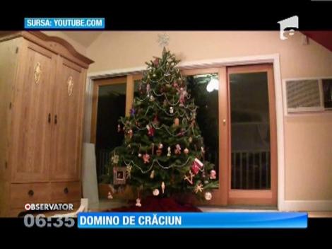 A aprins instalația de la pomul de Crăciun prin intermediul unui joc de domino