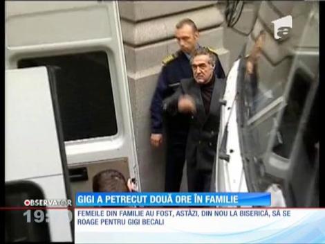 Gigi Becali a primit pachetul de sărbători