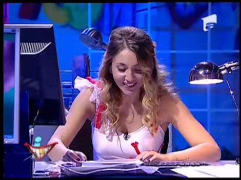 Ana Odagiu prezinta poşta redacţiei la iComedy!