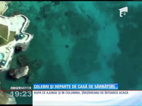 Celebri şi departe de casă de sărbători