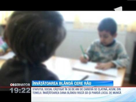 Învăţătoarea acuzată că cerea şpagă s-a întors la catedră!