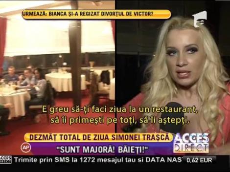 Simona Traşcă ştie să petreacă! Exact ca la carte!