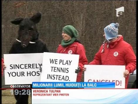 Milionarii lumii, huiduiţi la Balc