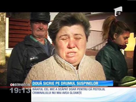 Românca şi fiul ei, împuşcaţi de un fost carabinier în Italia, au fost conduşi pe ultimul drum