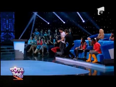 Proba "Hitul permis" este câştigată de echipa 1