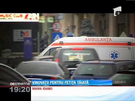 Se caută vinovaţii pentru fetiţa tăiată la gât la grădiniţă