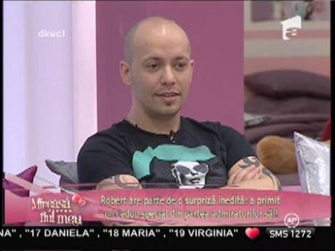 Robert a primit un cadou special din partea admiratorilor sai!